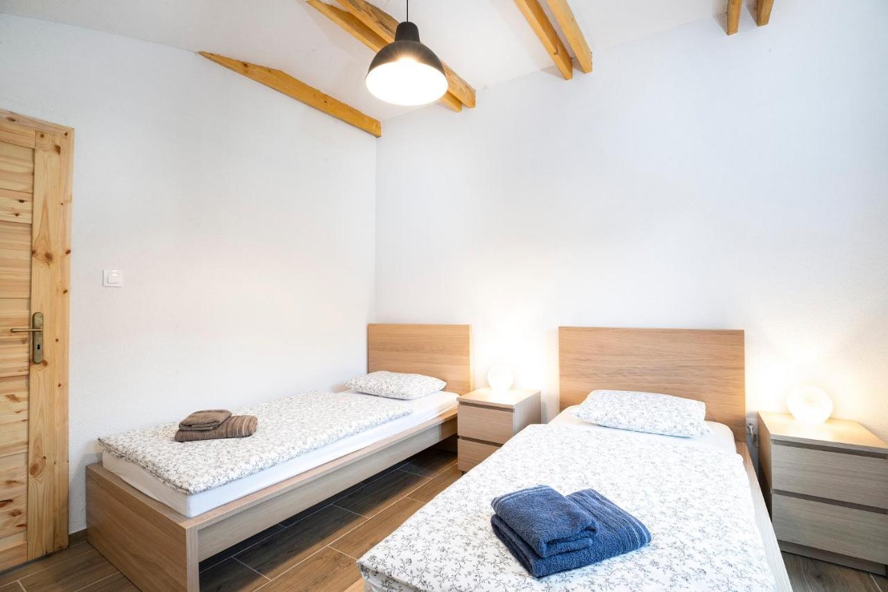 Drevenice Liptov - Ski & Hiking Apartments Lazisko Eksteriør billede